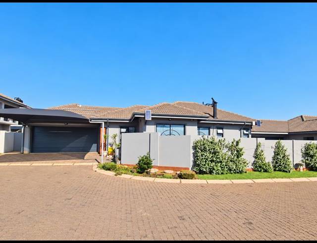 3 BEDROOM HOUSE FOR SALE IN BRENTWOOD PARK AH